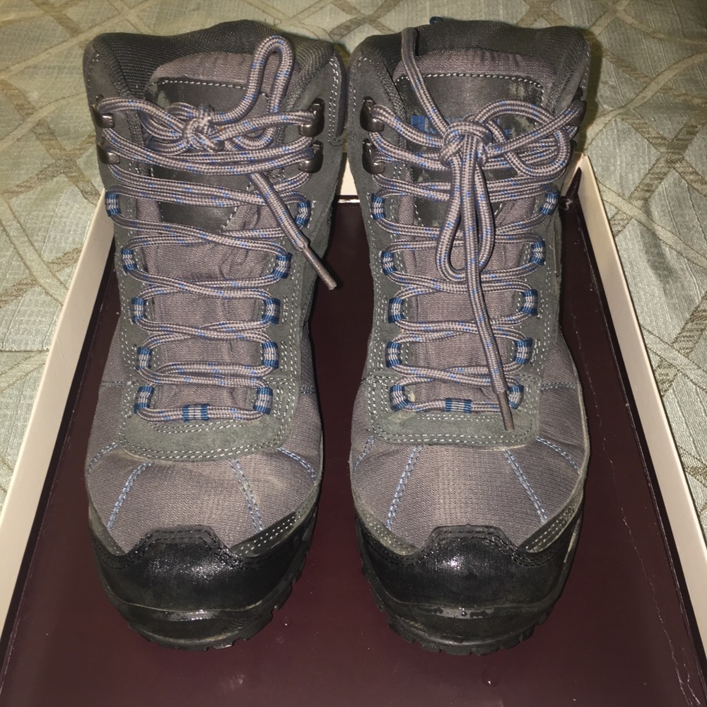 Isoory Hiking Boots